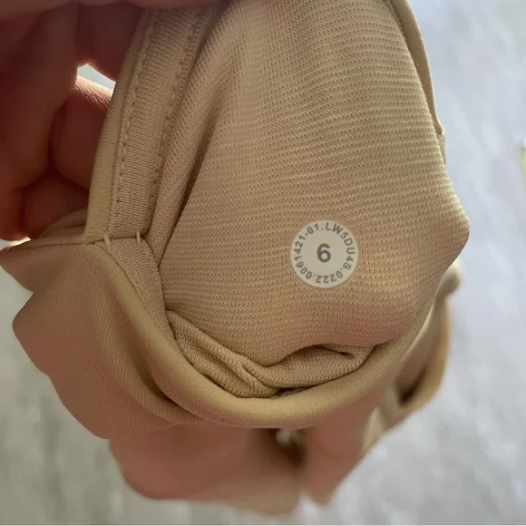 Sold Lululemon Align HR Pant POCKETS 25" - Prosecco - Picture 11 of 11